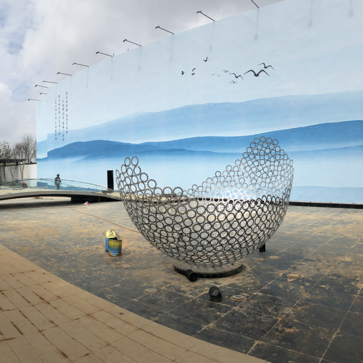 玻璃鋼不銹鋼定制半圓環齒輪造型雕塑房地產入口地標雕塑擺件